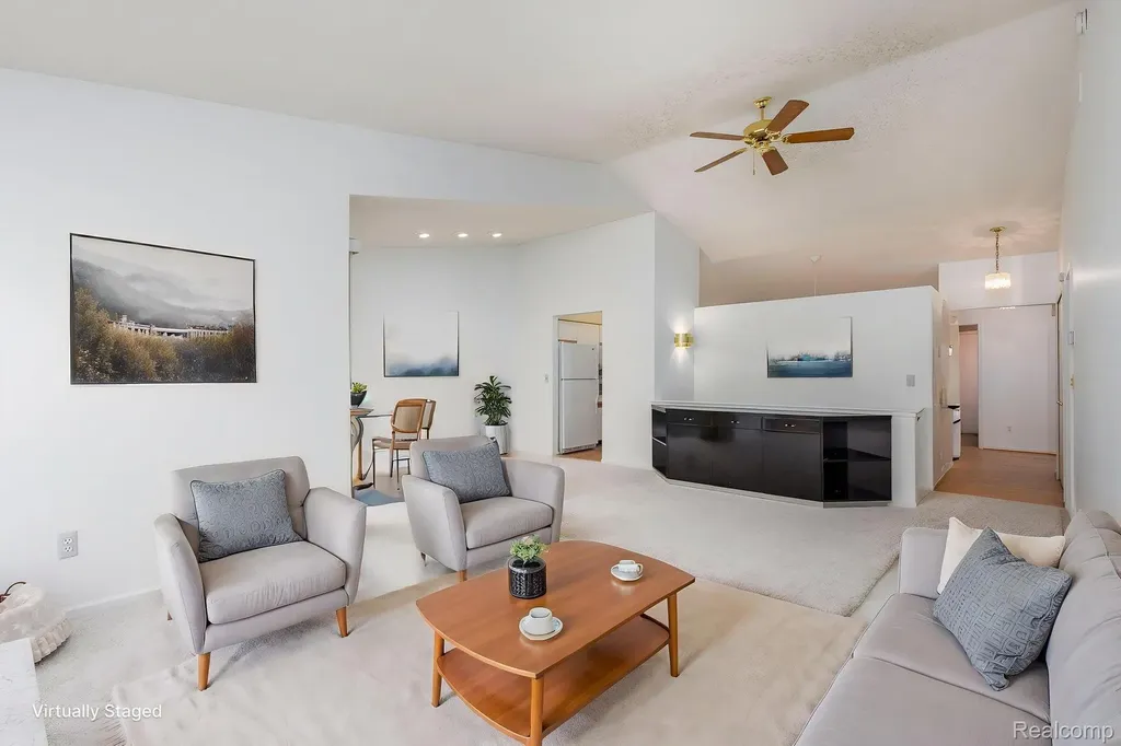 22010 River Ridge Trail Farmington Hills City MI 48335