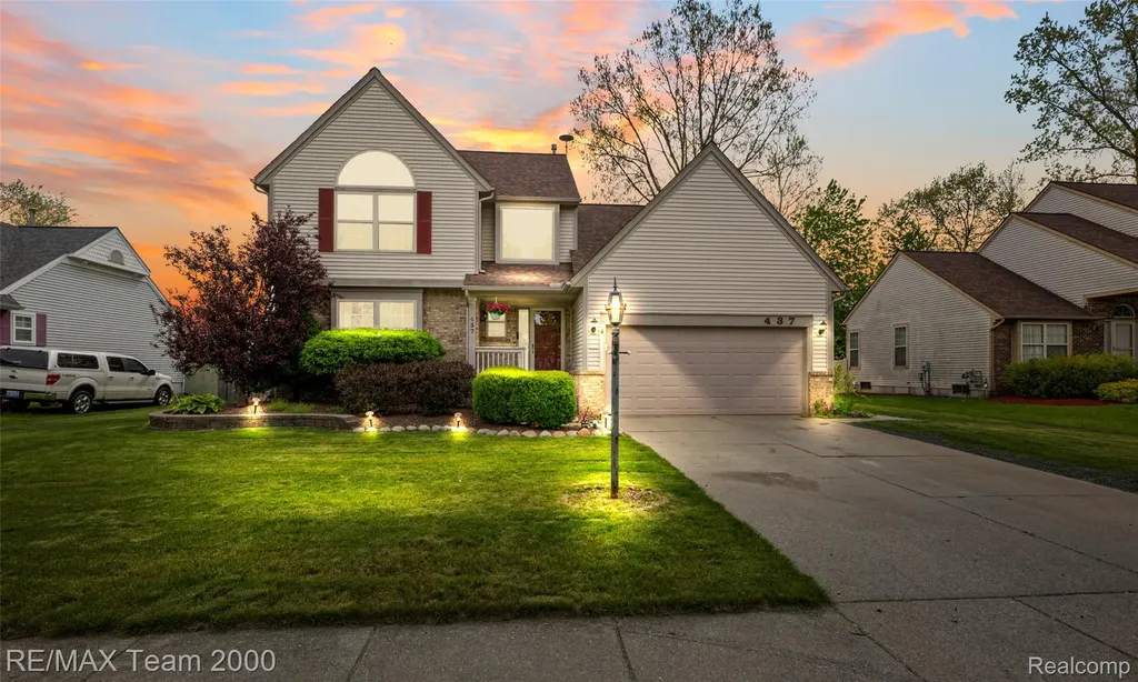 437 Light Tower Court Belleville City MI 48111