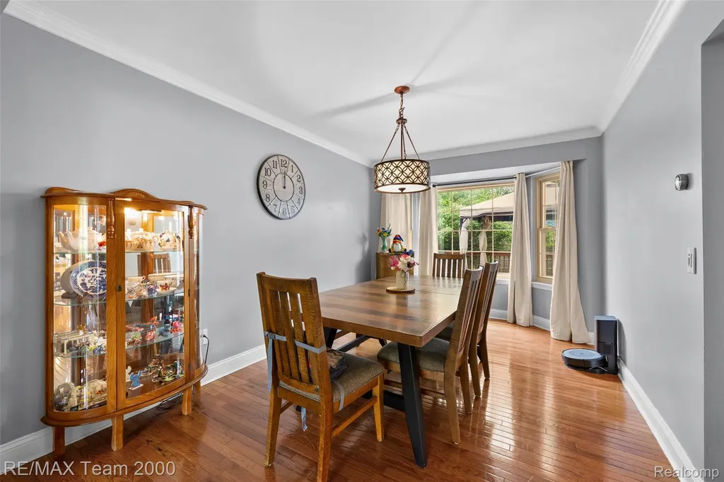 437 Light Tower Court Belleville City MI 48111