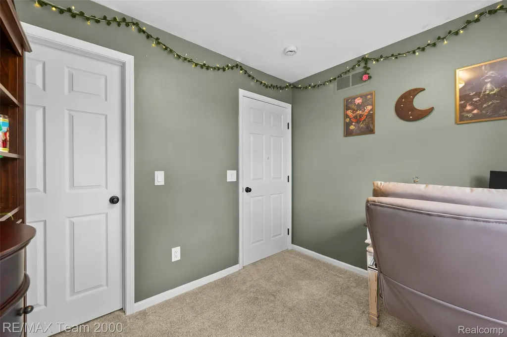 437 Light Tower Court Belleville City MI 48111