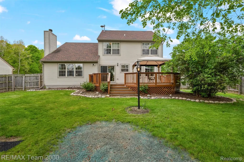 437 Light Tower Court Belleville City MI 48111