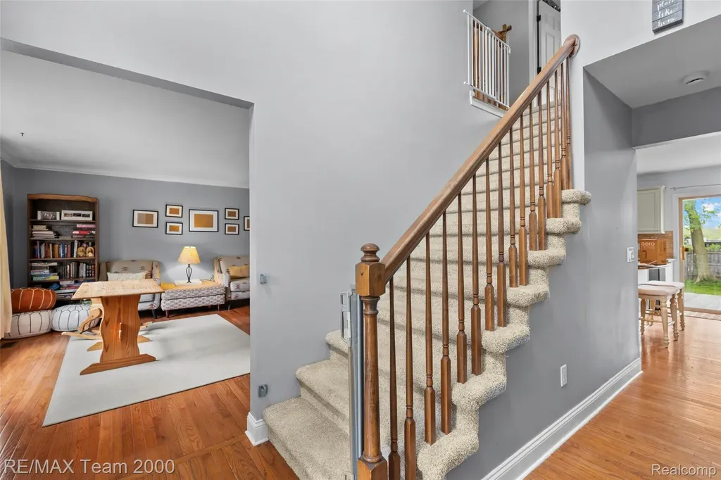 437 Light Tower Court Belleville City MI 48111