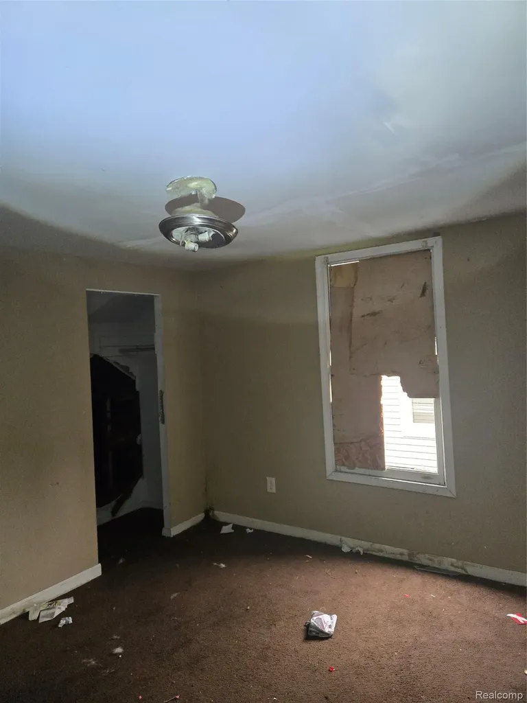18988 Goulburn Street Detroit City MI 48205