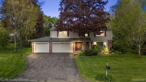 2720 Bridle Road Bloomfield Hills City MI 48304