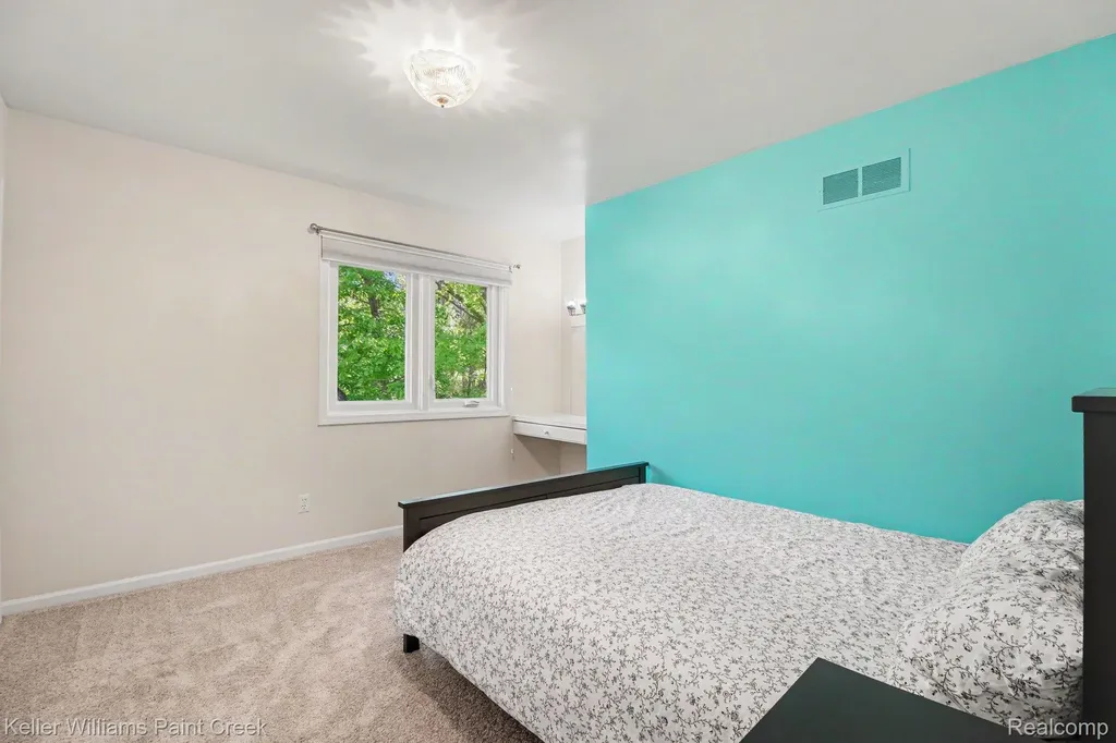 1091 American Elm Street Orion Charter Township MI 48360