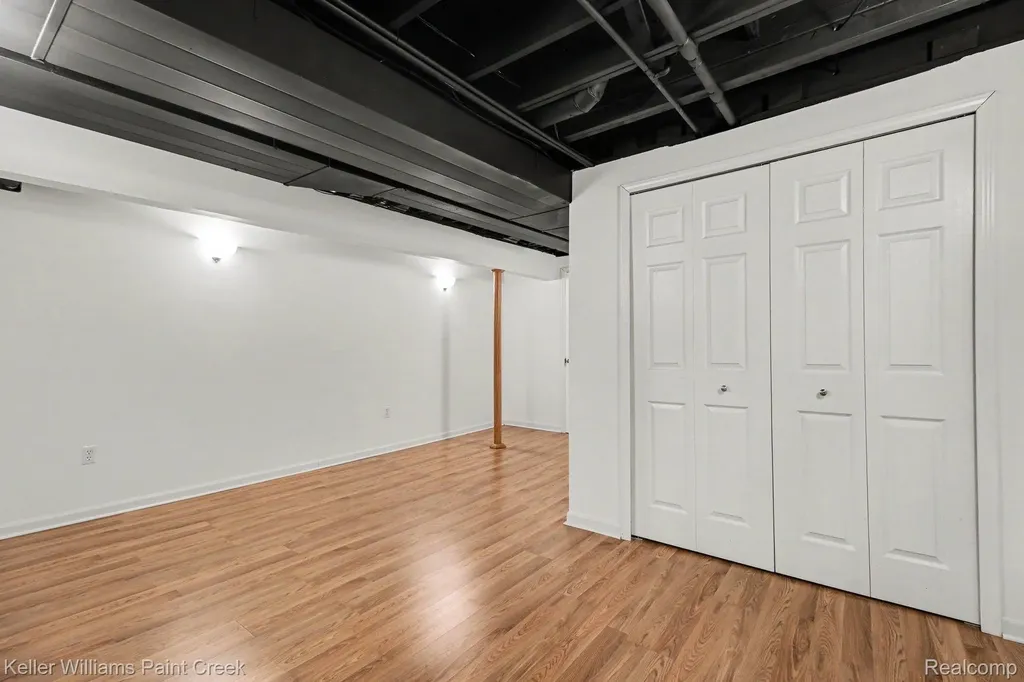 1091 American Elm Street Orion Charter Township MI 48360