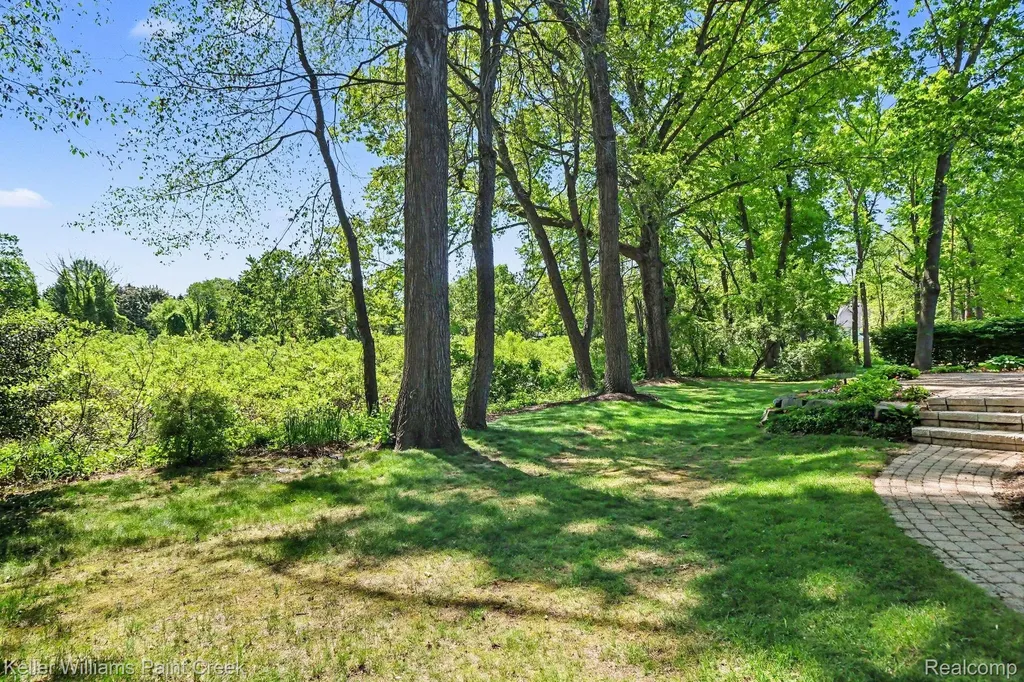 1091 American Elm Street Orion Charter Township MI 48360