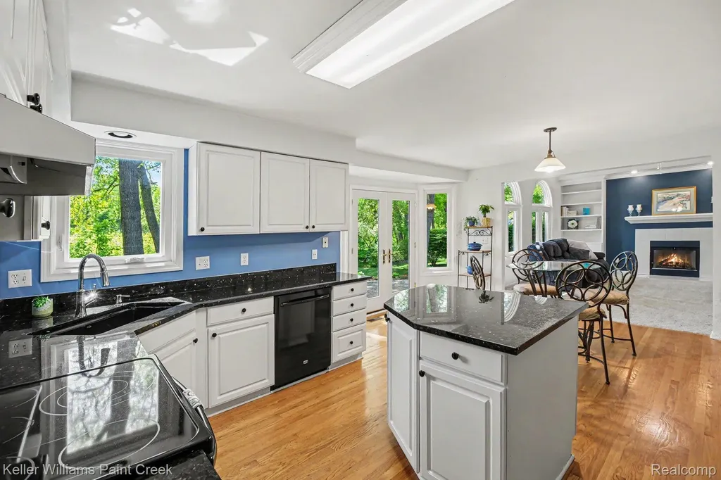 1091 American Elm Street Orion Charter Township MI 48360