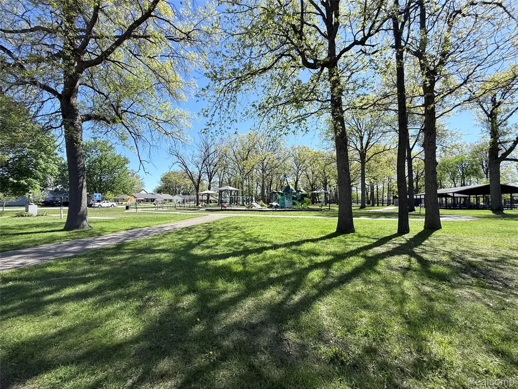 2354 Shevlin Street Ferndale City MI 48220