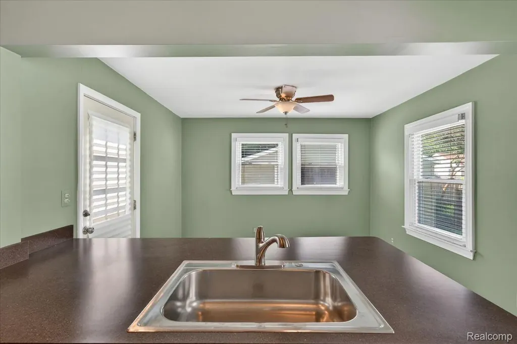 2354 Shevlin Street Ferndale City MI 48220