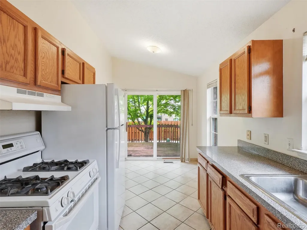 349 Daniel Avenue Westland City MI 48186