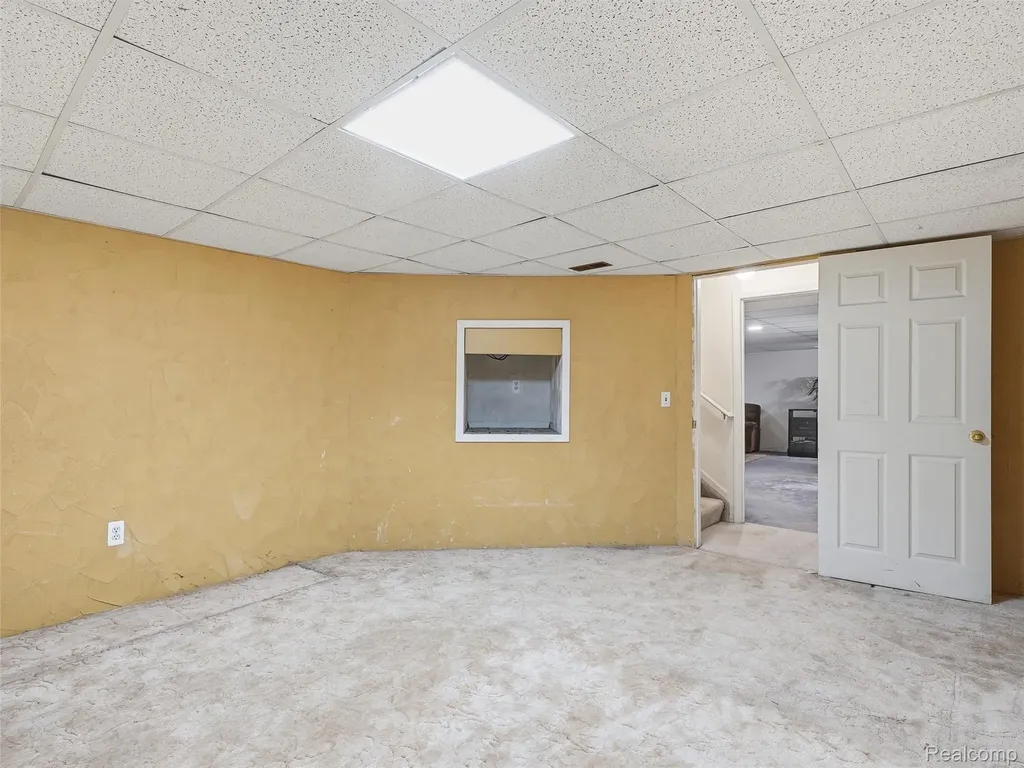 349 Daniel Avenue Westland City MI 48186
