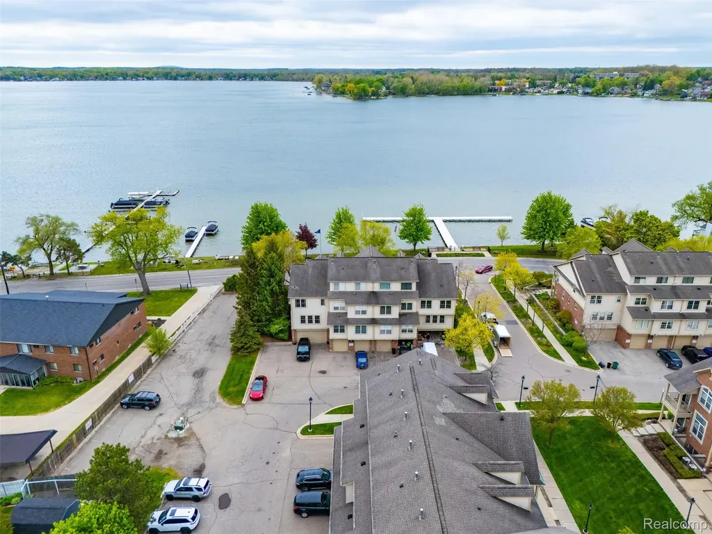 606 Pointe Drive Walled Lake City MI 48390