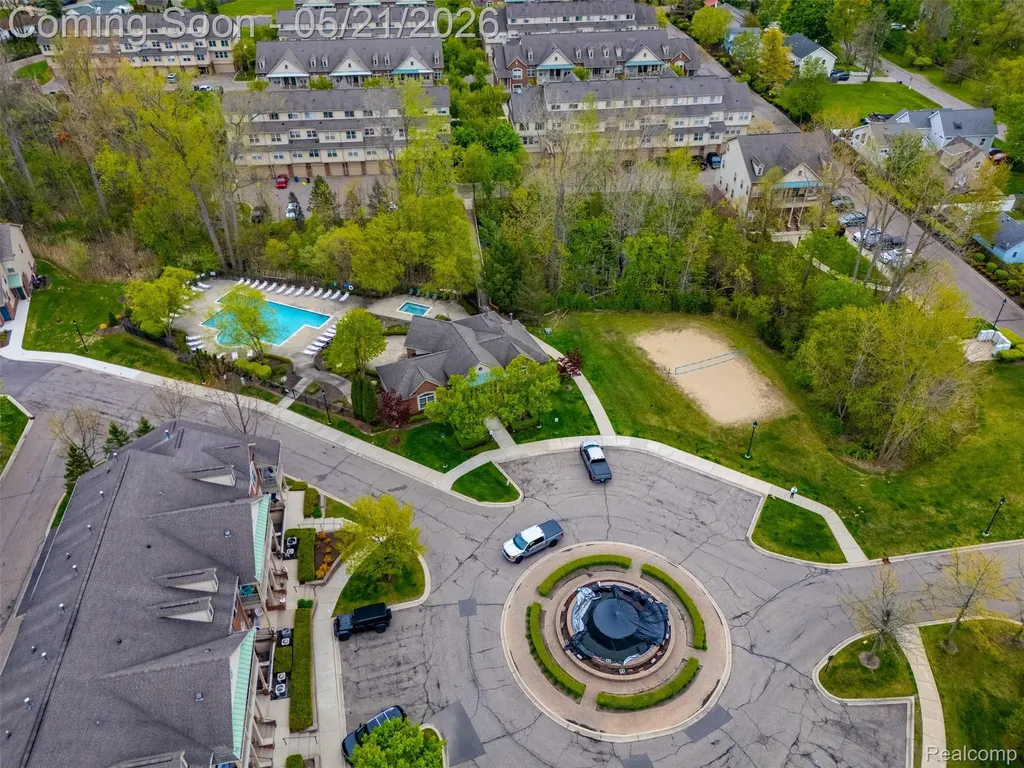 606 Pointe Drive Walled Lake City MI 48390
