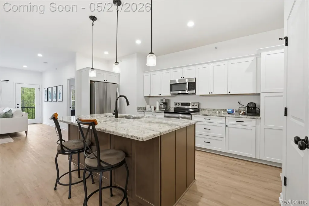 606 Pointe Drive Walled Lake City MI 48390