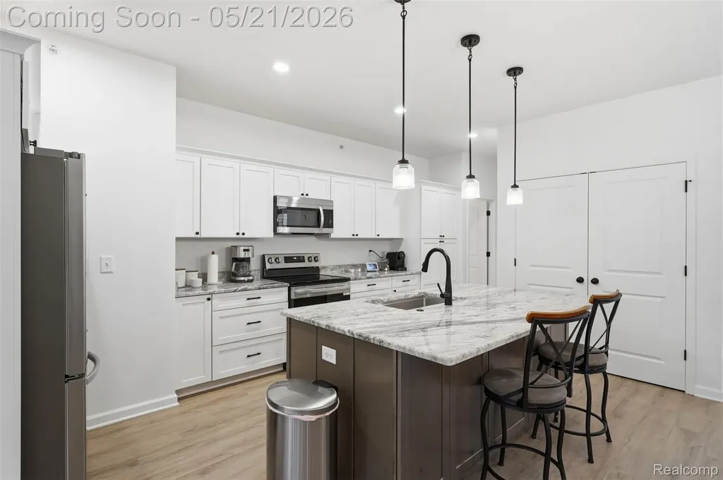 606 Pointe Drive Walled Lake City MI 48390