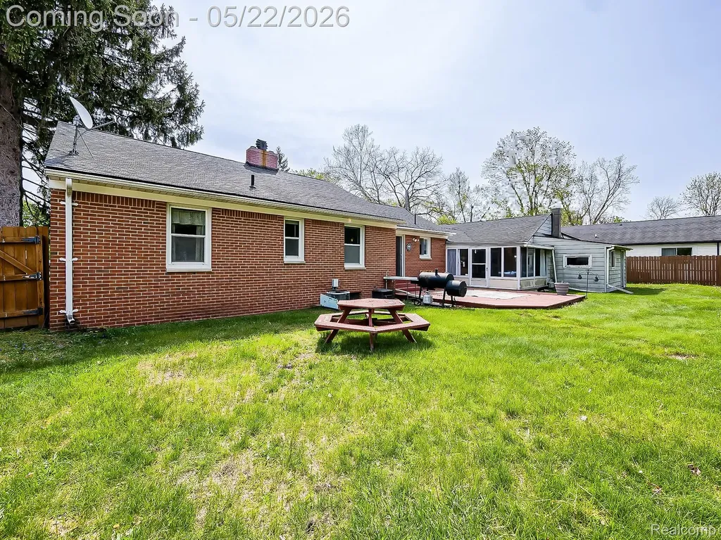 2751 Marlington Road Waterford Charter Township MI 48329