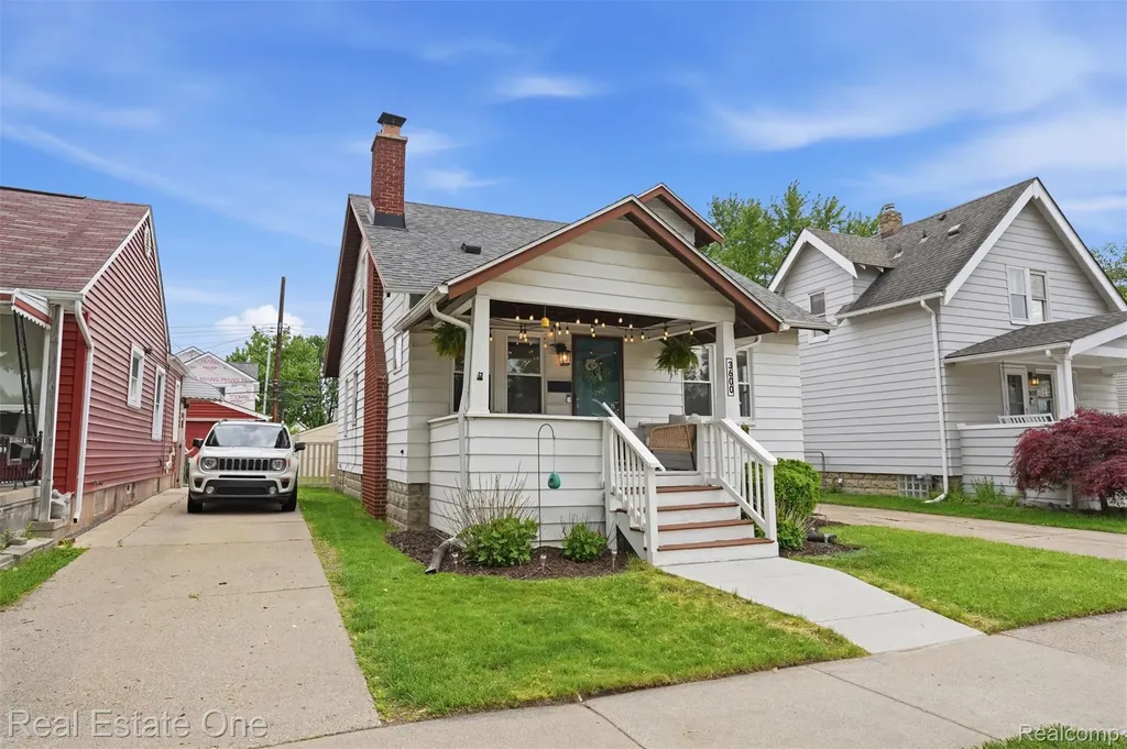 3600 Royal Avenue Berkley City MI 48072