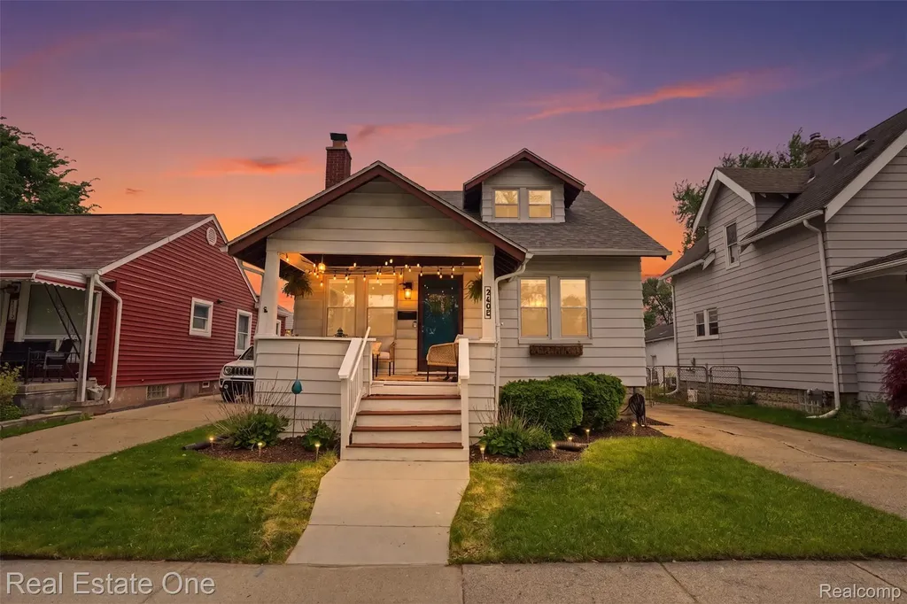 3600 Royal Avenue Berkley City MI 48072