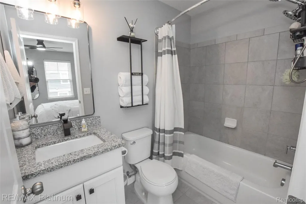 199 Katie Lane Brighton City MI 48116