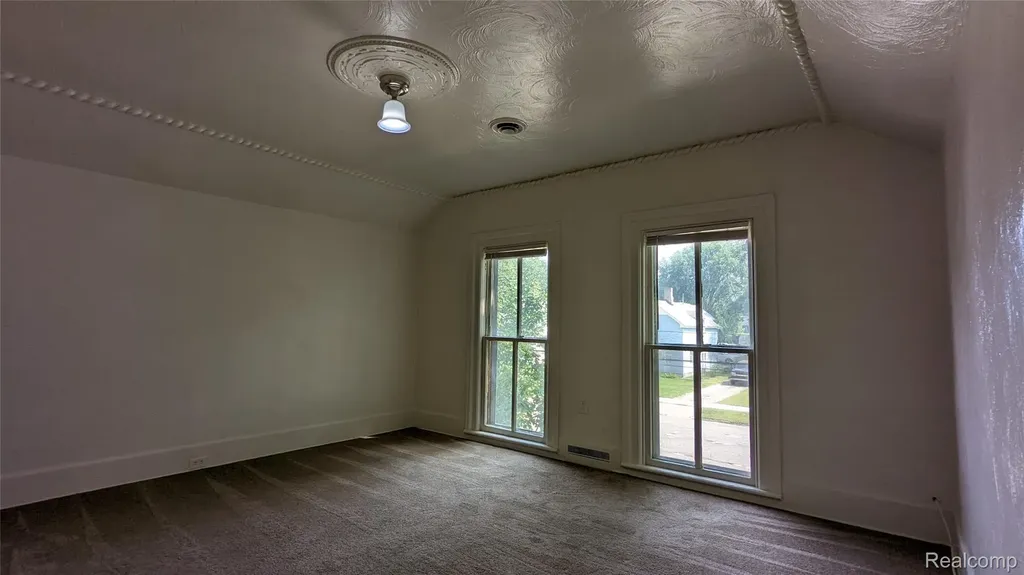 104 Grand Avenue Mt. Clemens City MI 48043