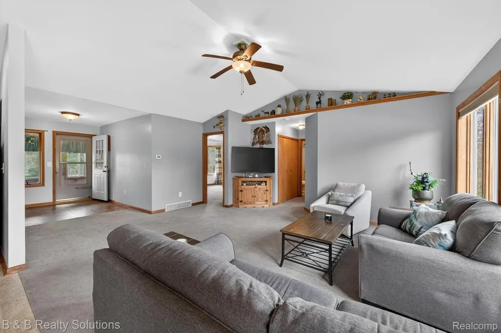 2927 N Blacks Corners Road Goodland Township MI 48444