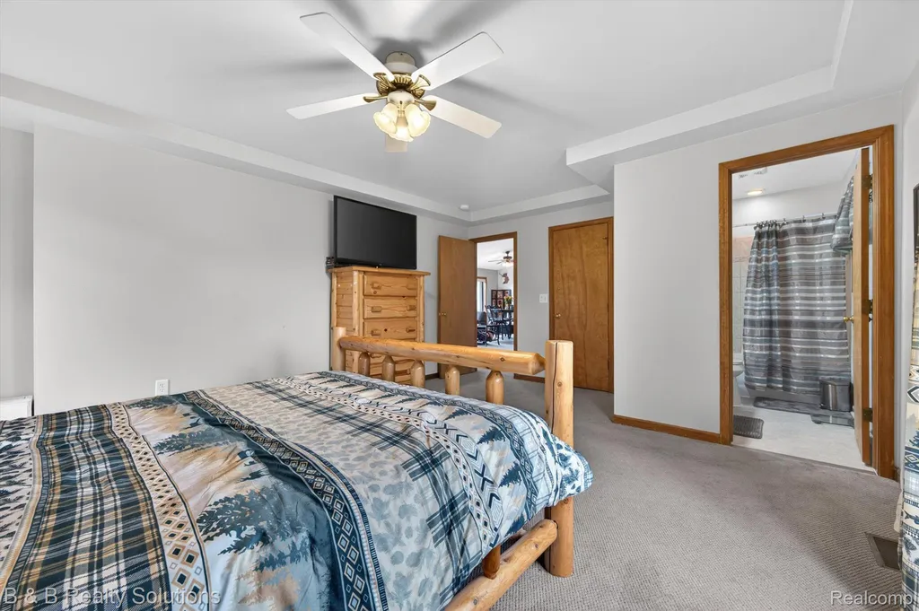 2927 N Blacks Corners Road Goodland Township MI 48444