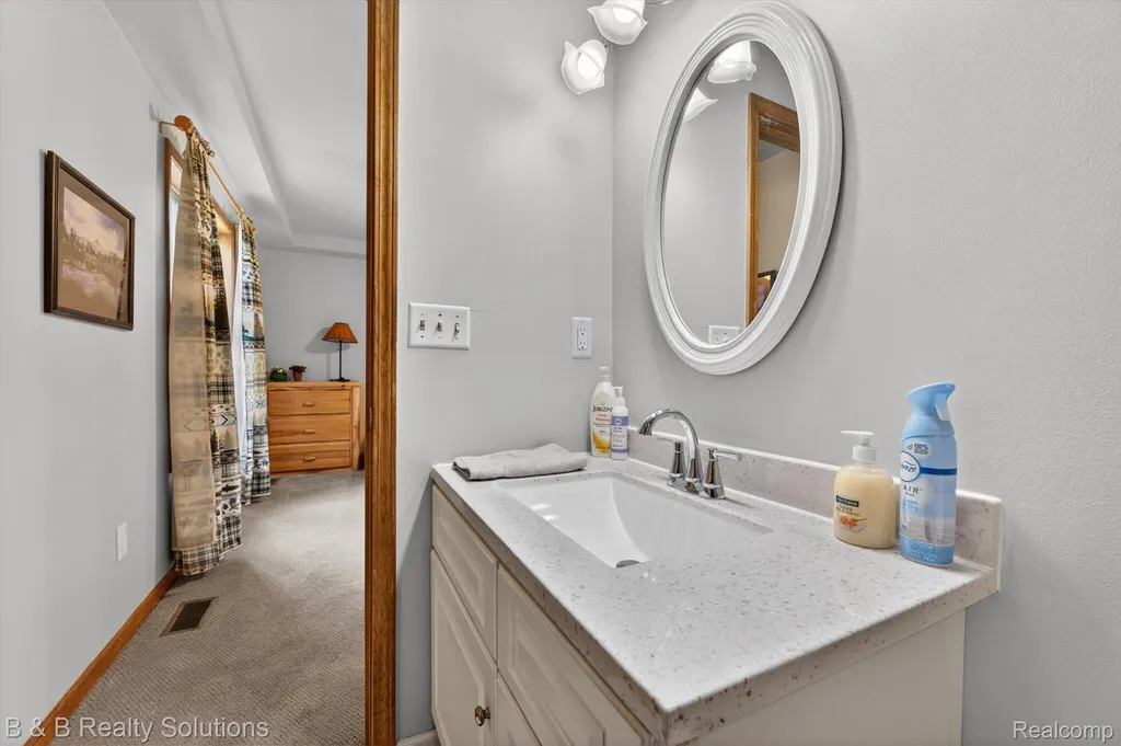 2927 N Blacks Corners Road Goodland Township MI 48444