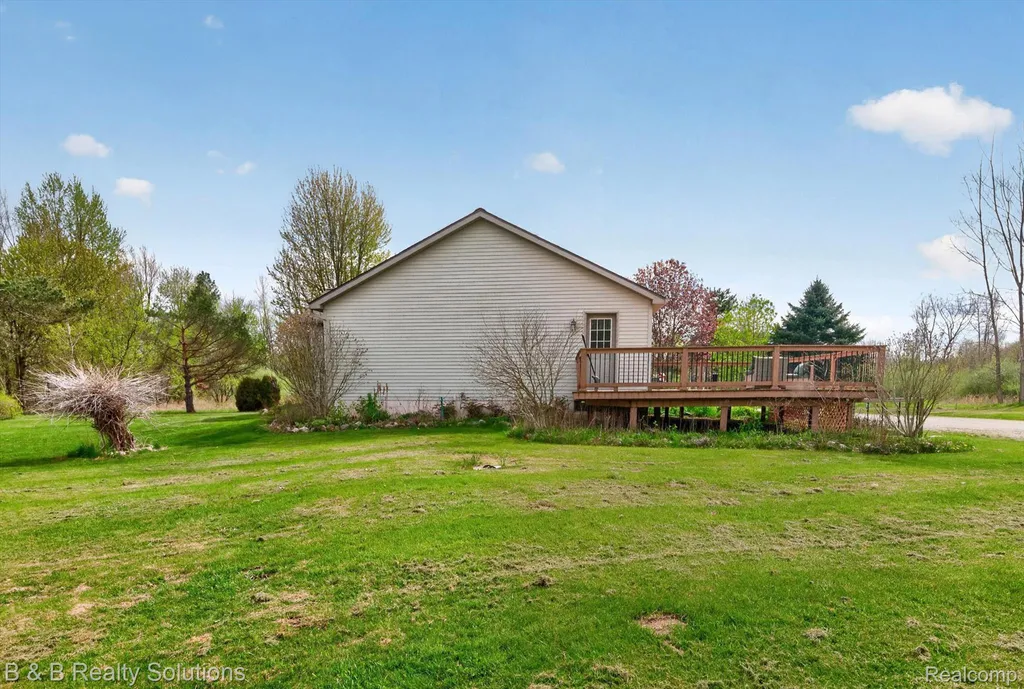 2927 N Blacks Corners Road Goodland Township MI 48444
