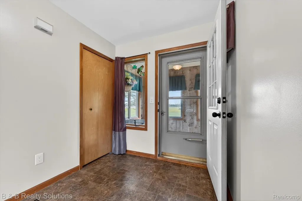2927 N Blacks Corners Road Goodland Township MI 48444