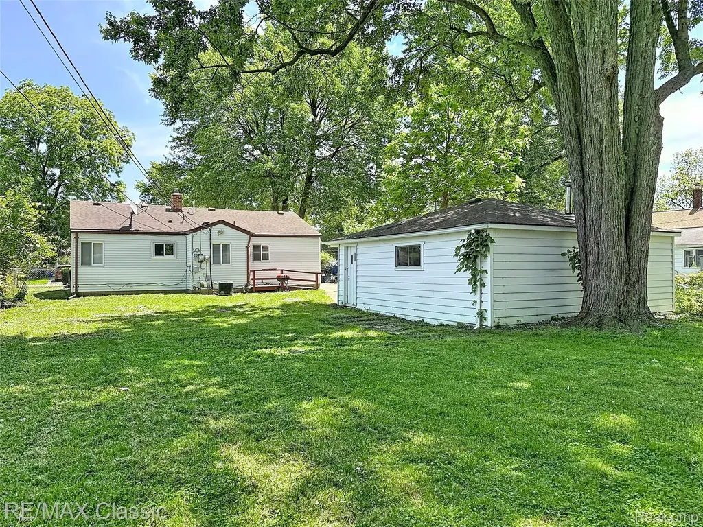 1203 Gilman Street Garden City City MI 48135