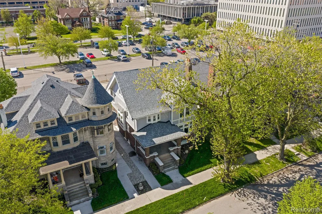 97 Delaware Street Detroit City MI 48202