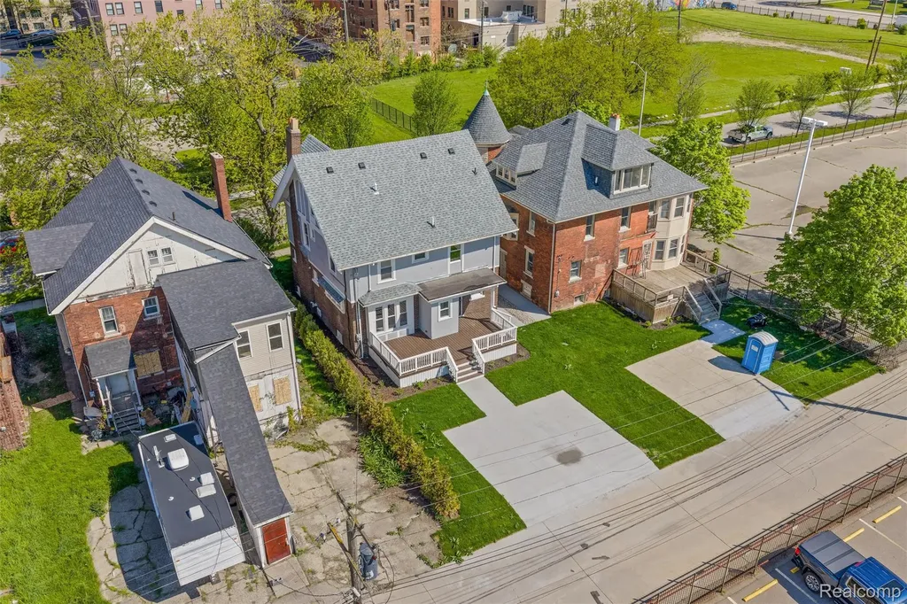97 Delaware Street Detroit City MI 48202