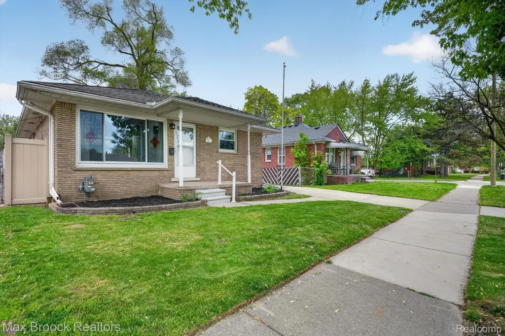 3062 Ferris Avenue Lincoln Park City MI 48146