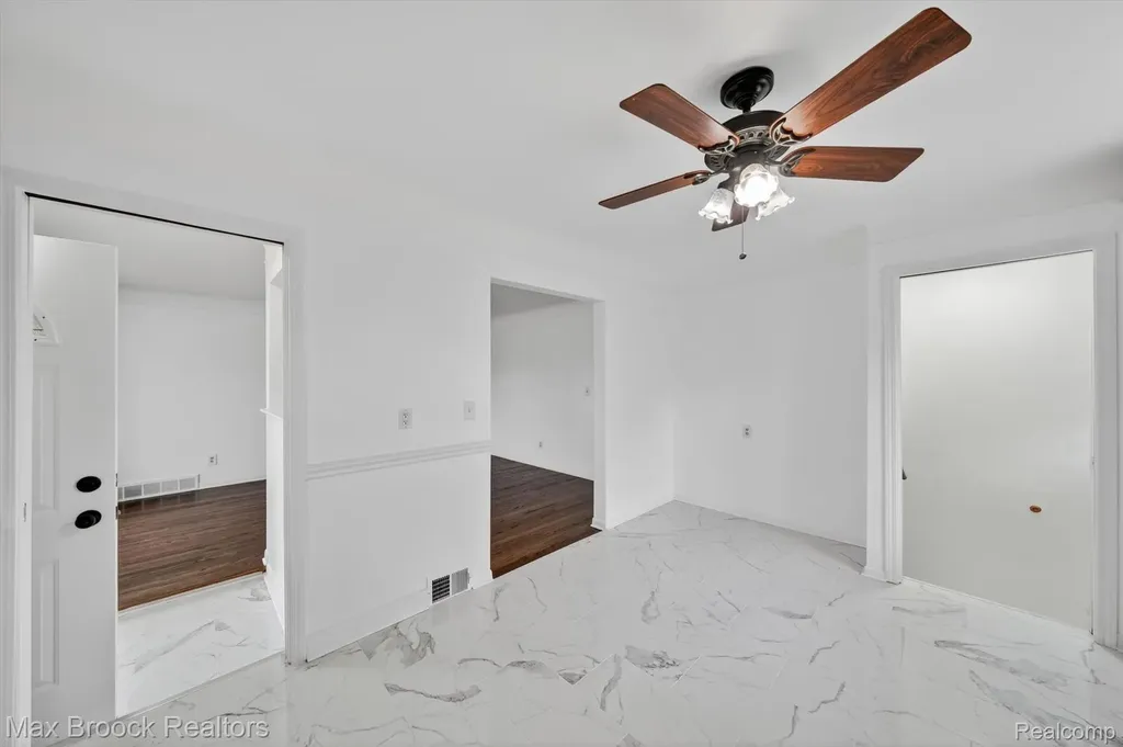 3062 Ferris Avenue Lincoln Park City MI 48146