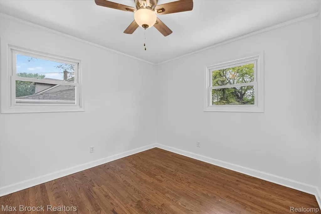 3062 Ferris Avenue Lincoln Park City MI 48146
