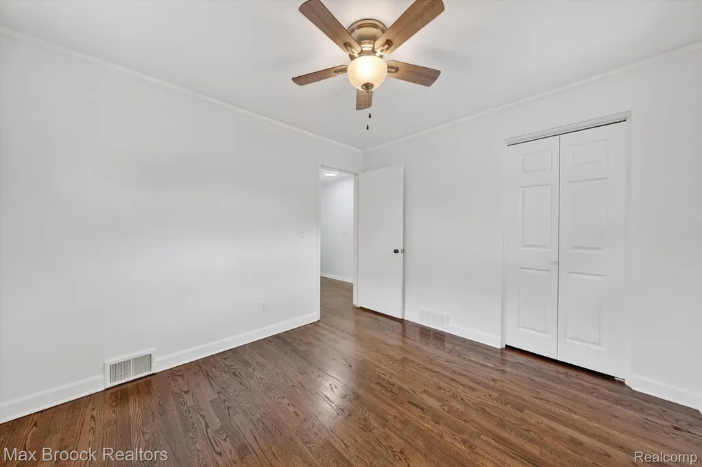 3062 Ferris Avenue Lincoln Park City MI 48146