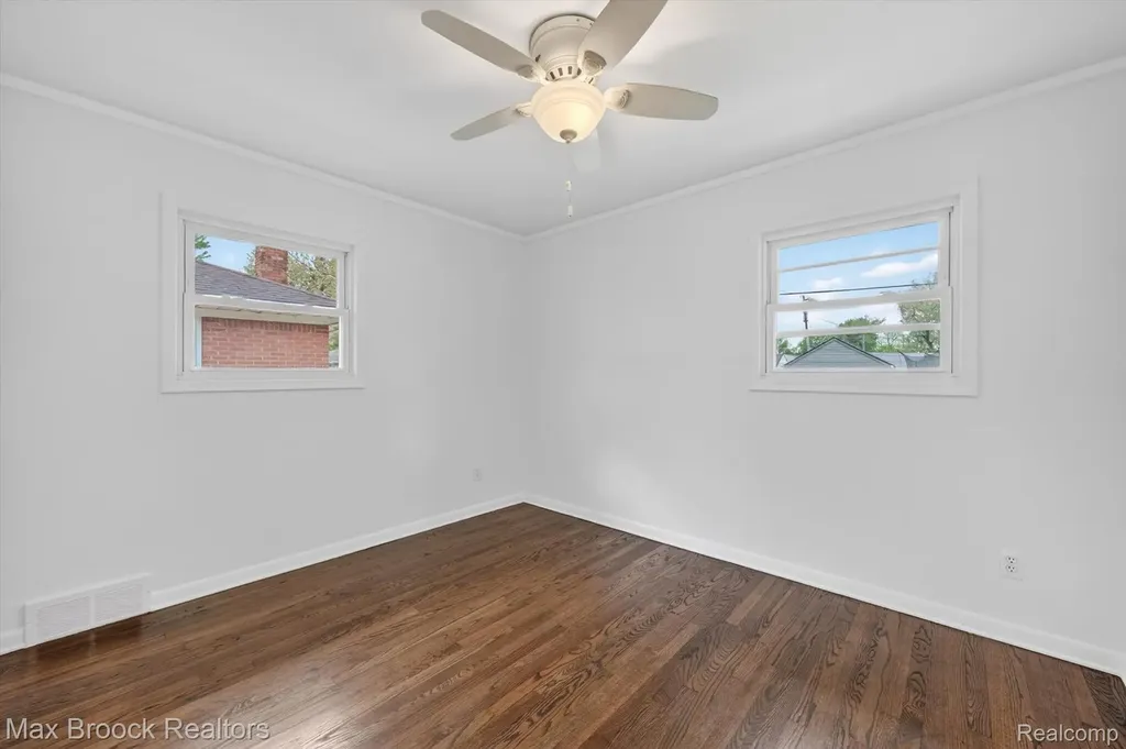 3062 Ferris Avenue Lincoln Park City MI 48146