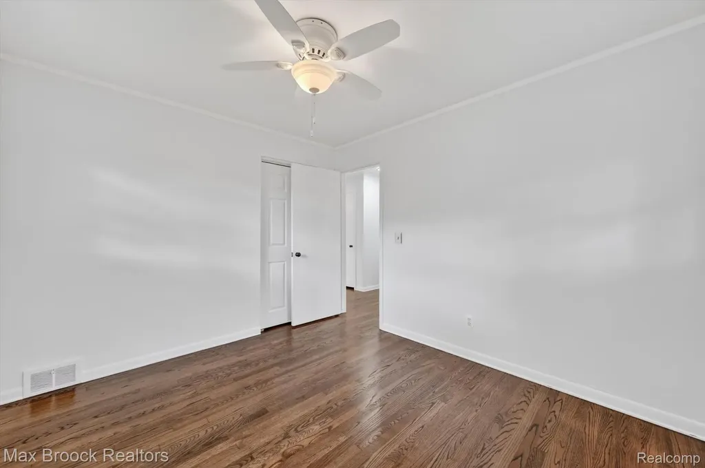3062 Ferris Avenue Lincoln Park City MI 48146