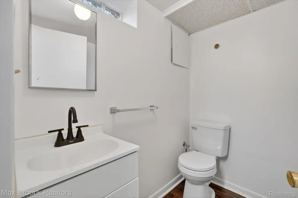 3062 Ferris Avenue Lincoln Park City MI 48146