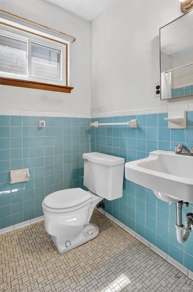 14548 Euclid Avenue Allen Park City MI 48101