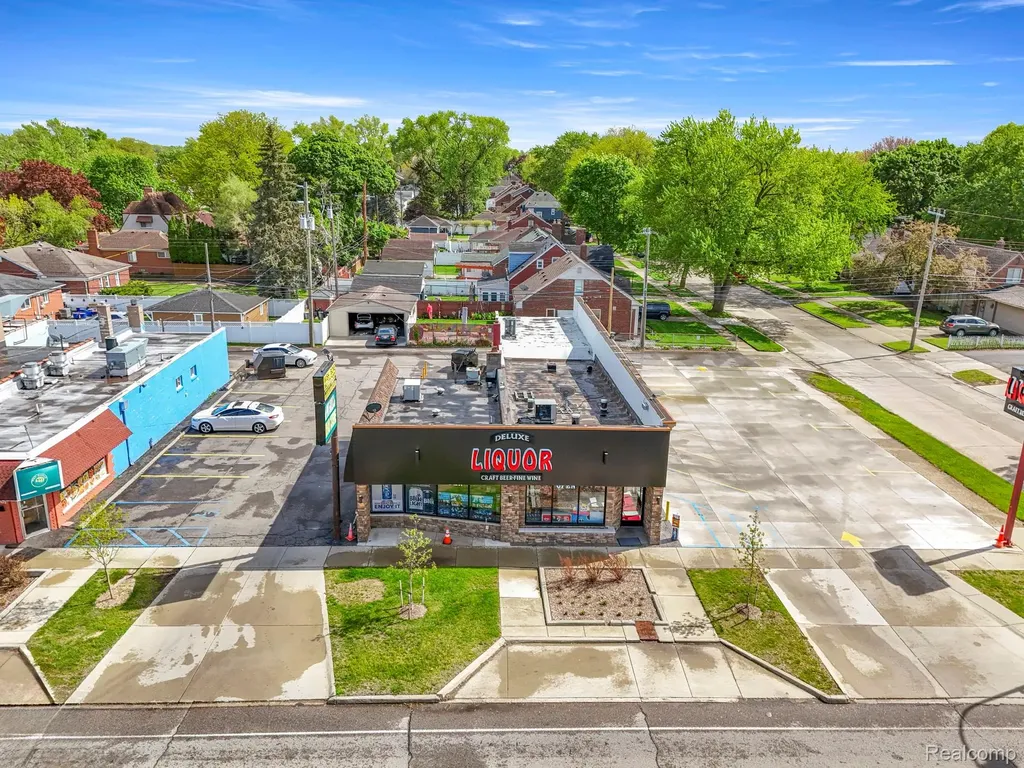 18641 Ecorse Road Allen Park City MI 48101