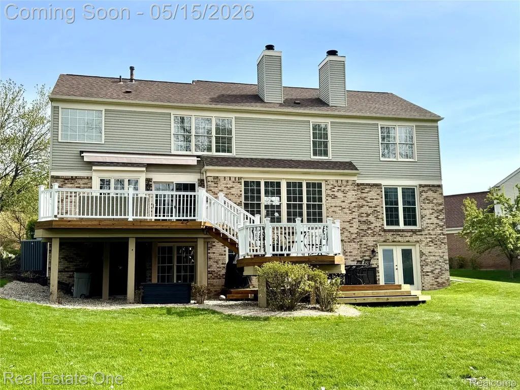 1725 Hillcrest Drive Rochester Hills City MI 48306