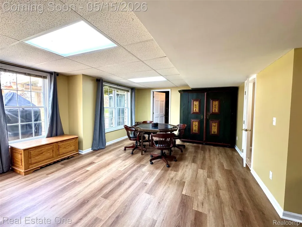 1725 Hillcrest Drive Rochester Hills City MI 48306