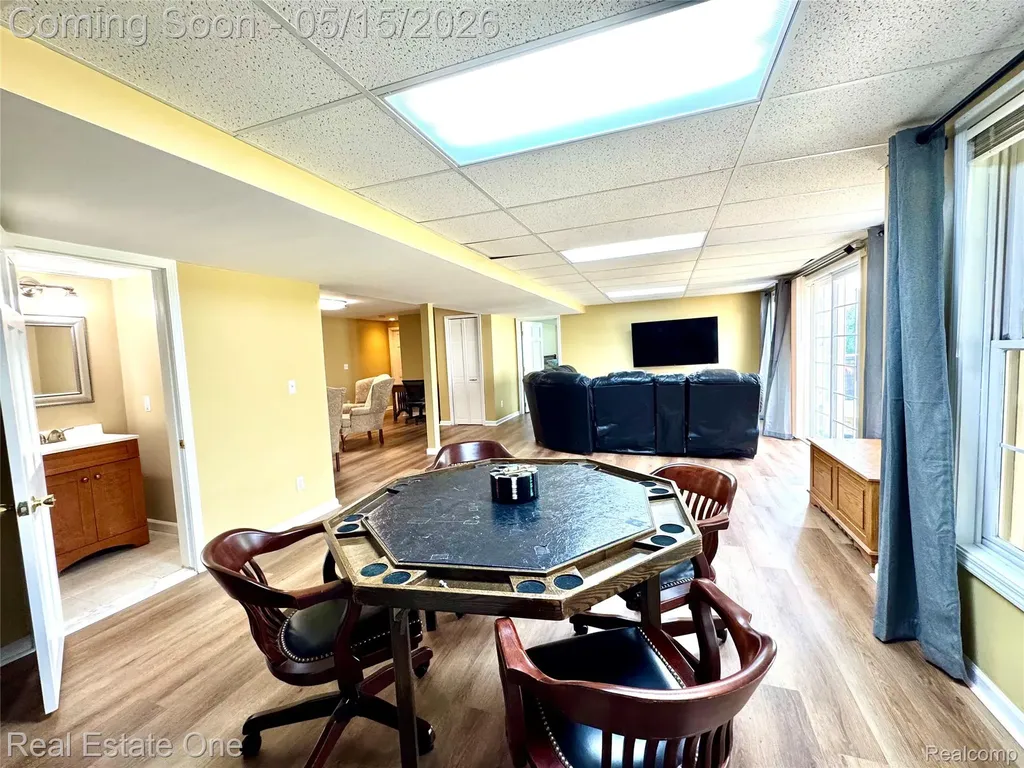 1725 Hillcrest Drive Rochester Hills City MI 48306
