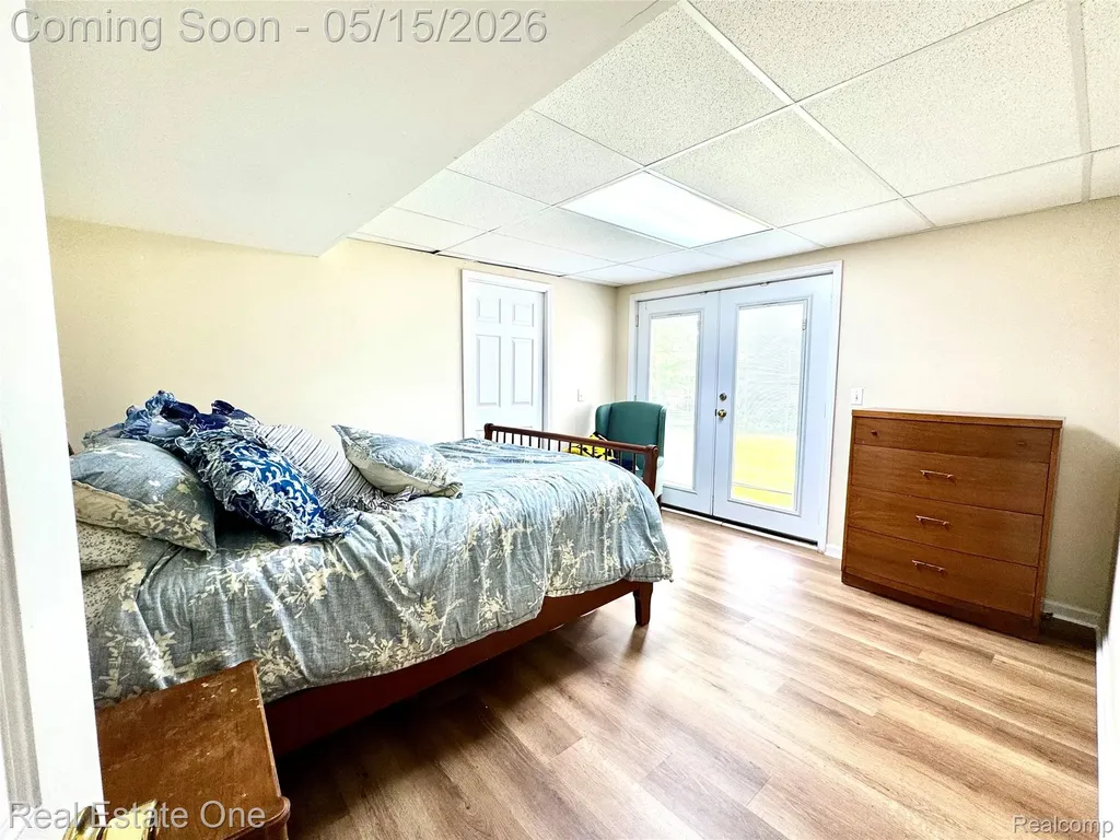 1725 Hillcrest Drive Rochester Hills City MI 48306