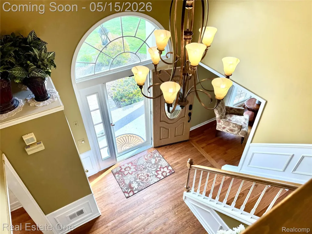 1725 Hillcrest Drive Rochester Hills City MI 48306