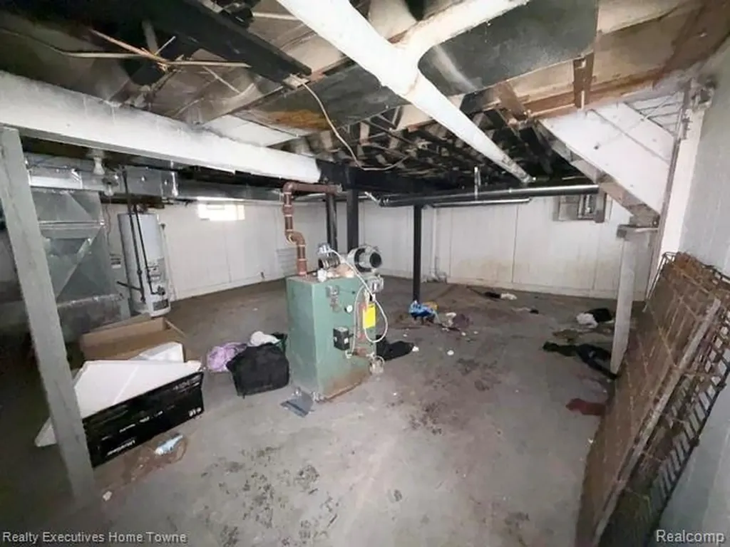 12081 Santa Rosa Drive Detroit City MI 48204