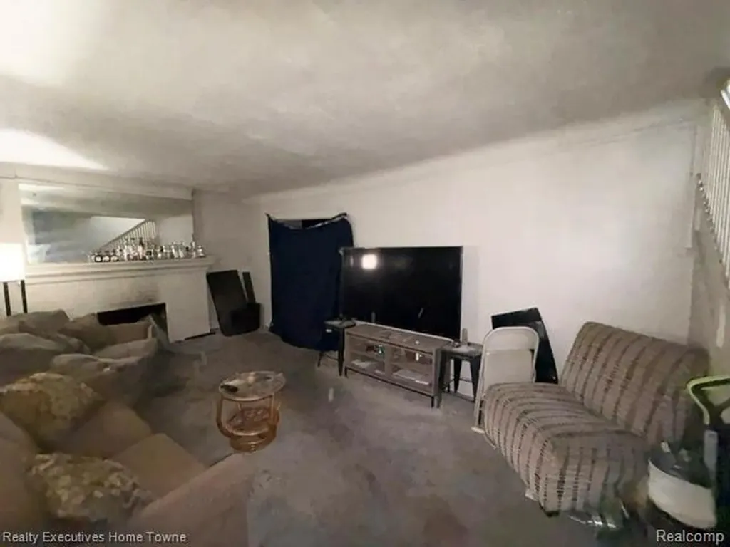 12081 Santa Rosa Drive Detroit City MI 48204