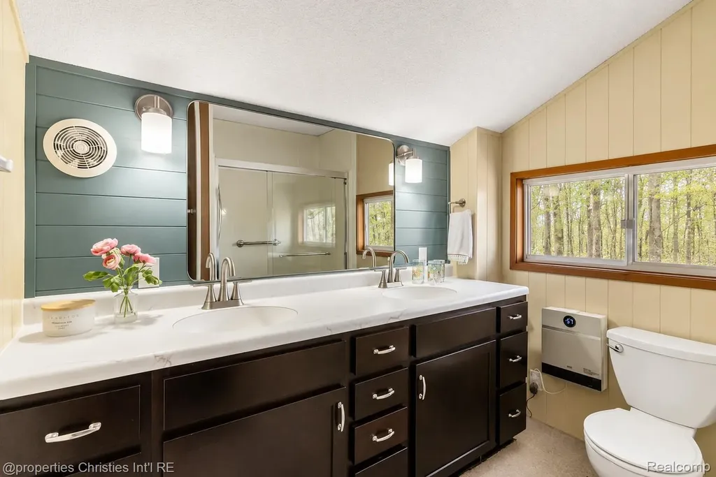 4001 Deskin Drive Custer Township MI 49615